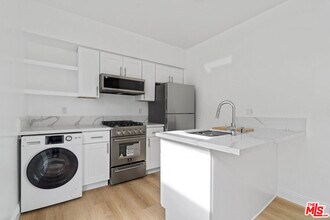 814 3rd St in Santa Monica, CA - Building Photo - Building Photo