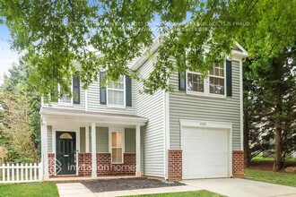2032 Dunsmore Ln in Waxhaw, NC - Building Photo - Building Photo