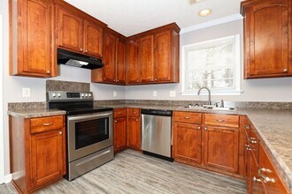565 Ware Rd in Tallassee, AL - Building Photo - Building Photo