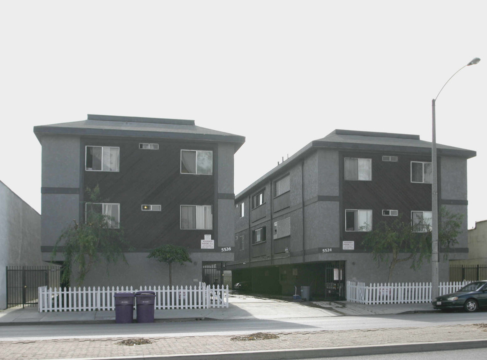 5524 Atlantic Ave in Long Beach, CA - Foto de edificio