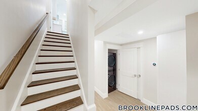 101 Sumner Rd, Unit 2 in Brookline, MA - Foto de edificio - Building Photo