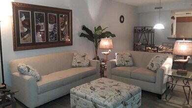 8891 Lake Dr in Cape Canaveral, FL - Building Photo - Building Photo