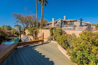 12638 E Cortez Dr in Scottsdale, AZ - Foto de edificio - Building Photo