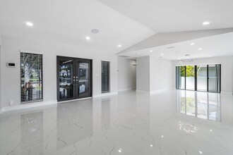 3432 Pine Haven Cir in Boca Raton, FL - Building Photo - Building Photo