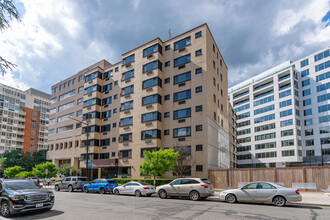 The President Condo in Washington, DC - Building Photo - Building Photo