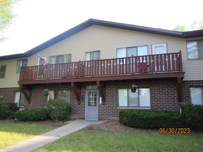 property at N111W15625-W15625 Vienna Ct