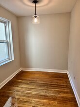 1121 Commonwealth Ave, Unit 10B in Boston, MA - Building Photo - Building Photo
