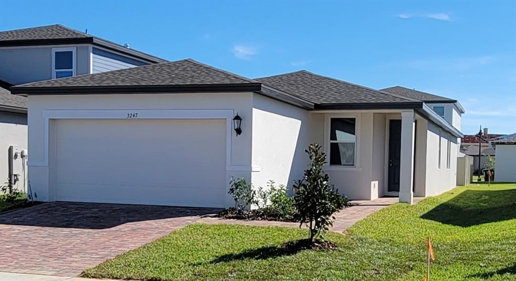 3247 Bella Vista Dr in Davenport, FL - Building Photo