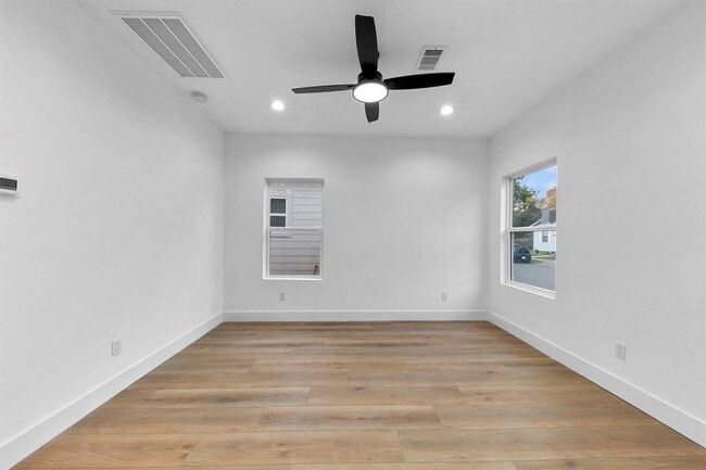 2801 Nettleton St in Houston, TX - Building Photo - Building Photo