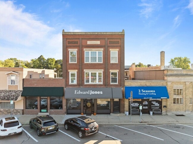 106 N Main St in Walworth, WI - Building Photo - Building Photo