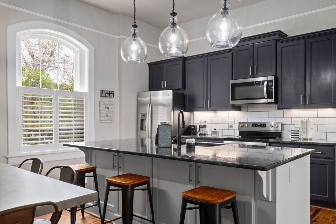 813 Brewer Ave in Wake Forest, NC - Building Photo
