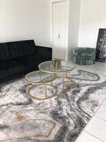 1810 E Oakland Park Blvd