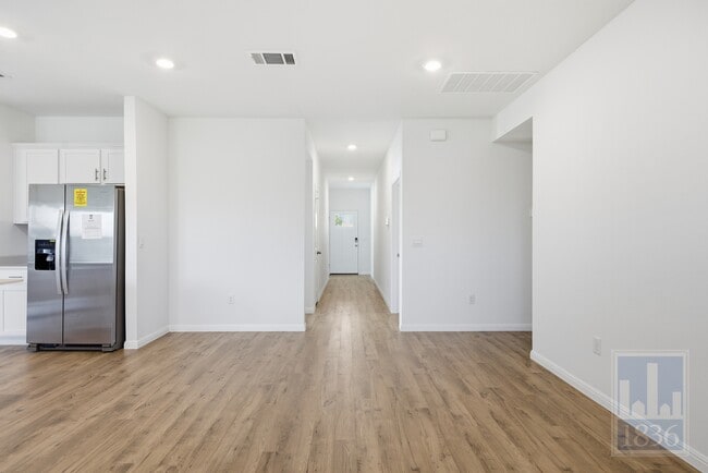 1832 Buntline Hitch Dr in Leander, TX - Building Photo - Building Photo