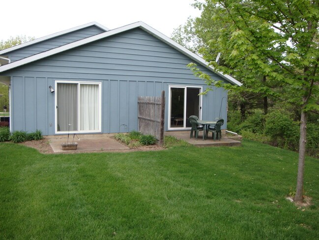 4130 N Rochelle Ln-Unit -4130 in Peoria, IL - Building Photo - Building Photo