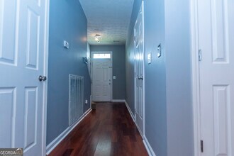 4123 Stone Trace Dr in East Point, GA - Building Photo - Building Photo