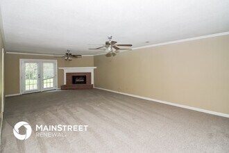 8866 Forest Ridge Cove in Memphis, TN - Foto de edificio - Building Photo