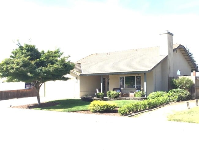 property at 1555 Morgan Dr