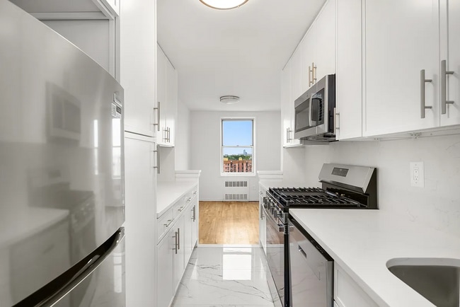 9602 4th Ave in Brooklyn, NY - Building Photo - Building Photo