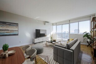 The Devonshire in Oakville, ON - Building Photo