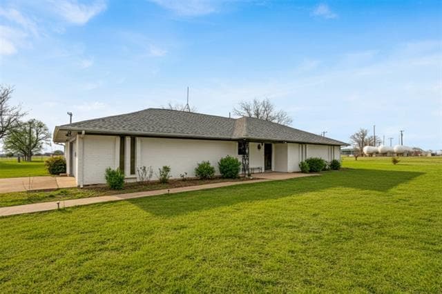 2381 TX-56 in Bonham, TX - Building Photo - Building Photo