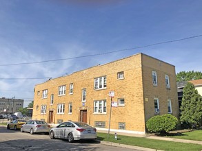 3214-3224 N Linder Ave in Chicago, IL - Foto de edificio - Building Photo