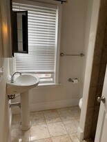 15 Aspinwall Ave, Unit 2 in Brookline, MA - Building Photo