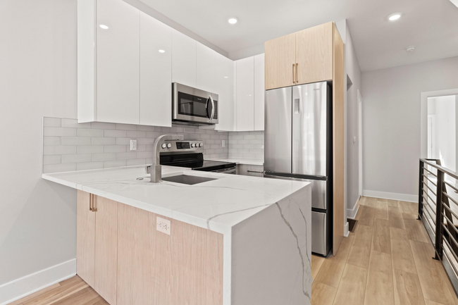 2218 W Seybert St in Philadelphia, PA - Building Photo - Building Photo