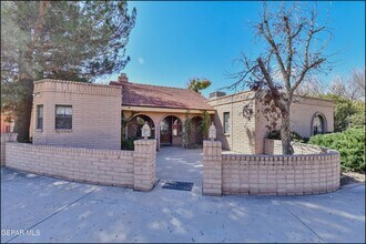 1066 Villa Linda Way in El Paso, TX - Building Photo - Building Photo
