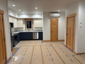 475 Hillcrest Pl, Unit 475 D in Friday Harbor, WA - Building Photo - Building Photo