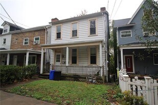 180 Oneida St in Pittsburgh, PA - Building Photo