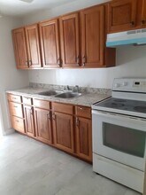 3612 Elizabeth St in Palm Springs, FL - Building Photo - Building Photo