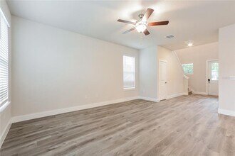 804 E Voorhis Ave in DeLand, FL - Foto de edificio - Building Photo