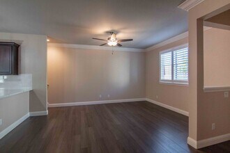 866 Congaree Ln in Redding, CA - Foto de edificio - Building Photo