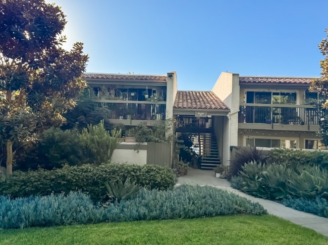 property at 47 Dearborn Pl