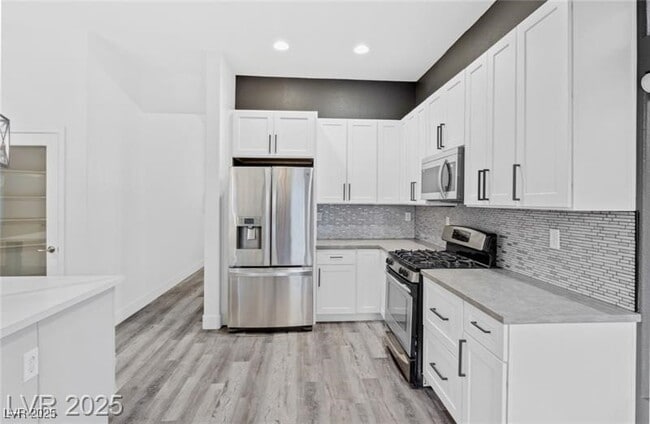 property at 4630 Laguna Vista St