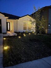 17205 Adoro Dr in Manor, TX - Foto de edificio - Building Photo