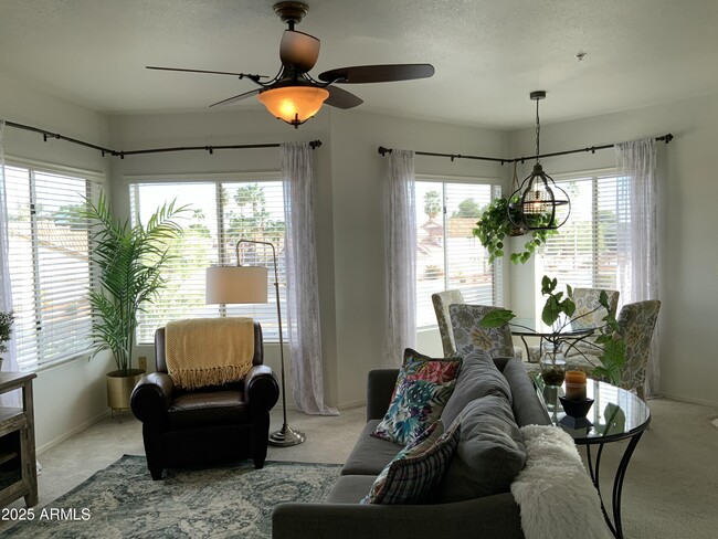 1825 W Ray Rd in Chandler, AZ - Building Photo - Building Photo