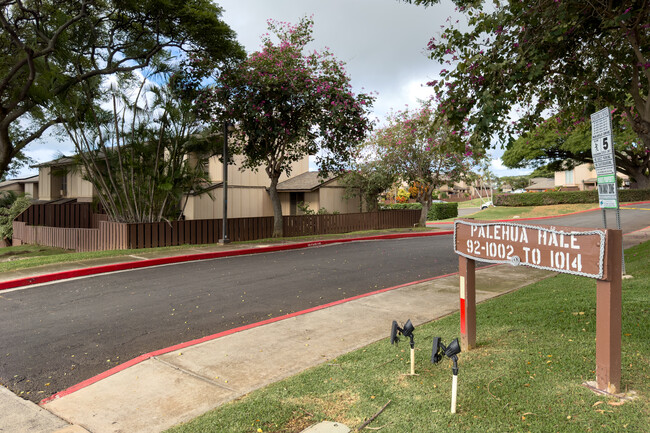 Palehua Hale in Kapolei, HI - Foto de edificio - Building Photo