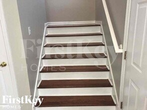 338 Breeze Mdw in Fairburn, GA - Building Photo - Building Photo