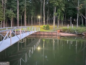 124 Sunny Point Cir in Lagrange, GA - Building Photo - Building Photo