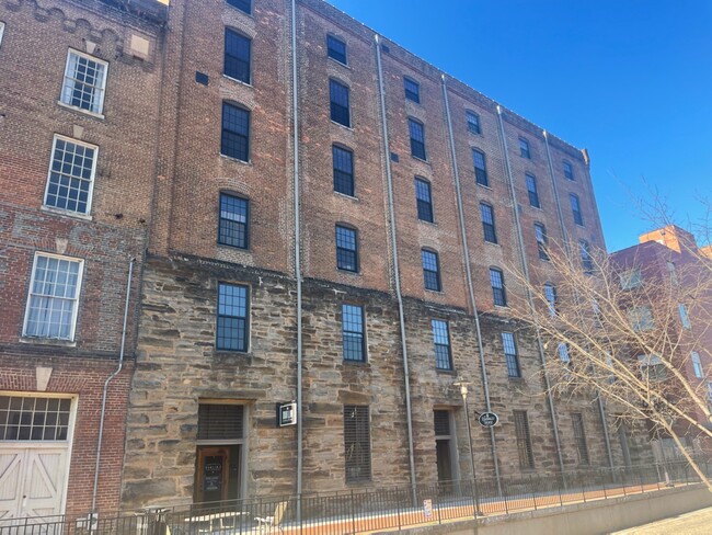 River Lofts in Lynchburg, VA - Building Photo - Primary Photo