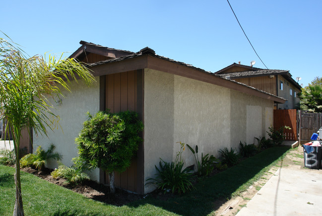 7771 Sycamore Ave in Huntington Beach, CA - Building Photo - Building Photo