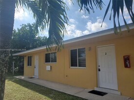26 SE 3rd Terrace in Dania Beach, FL - Building Photo