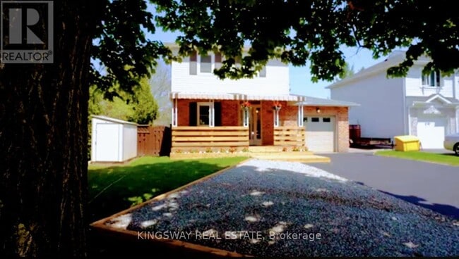 property at 945-945 Vance Crescent