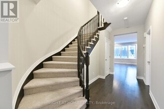 630 Eagle Crest Heights in Ottawa, ON - Building Photo - Building Photo