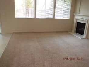 1735 Cattail Dr in Marysville, CA - Building Photo - Building Photo