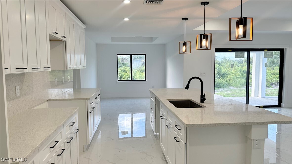 4105 East 15th Street in Lehigh Acres, FL - Building Photo