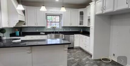 615 O'Kane St in Laredo, TX - Building Photo - Building Photo