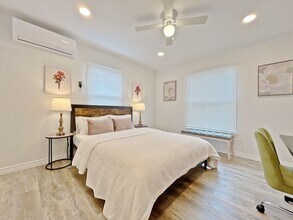 5288 Santa Margarita St in San Diego, CA - Building Photo - Building Photo