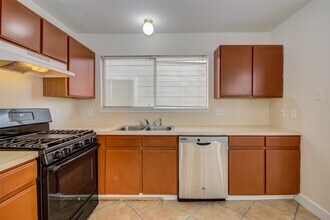 15850 E Park Ct in Houston, TX - Building Photo - Building Photo